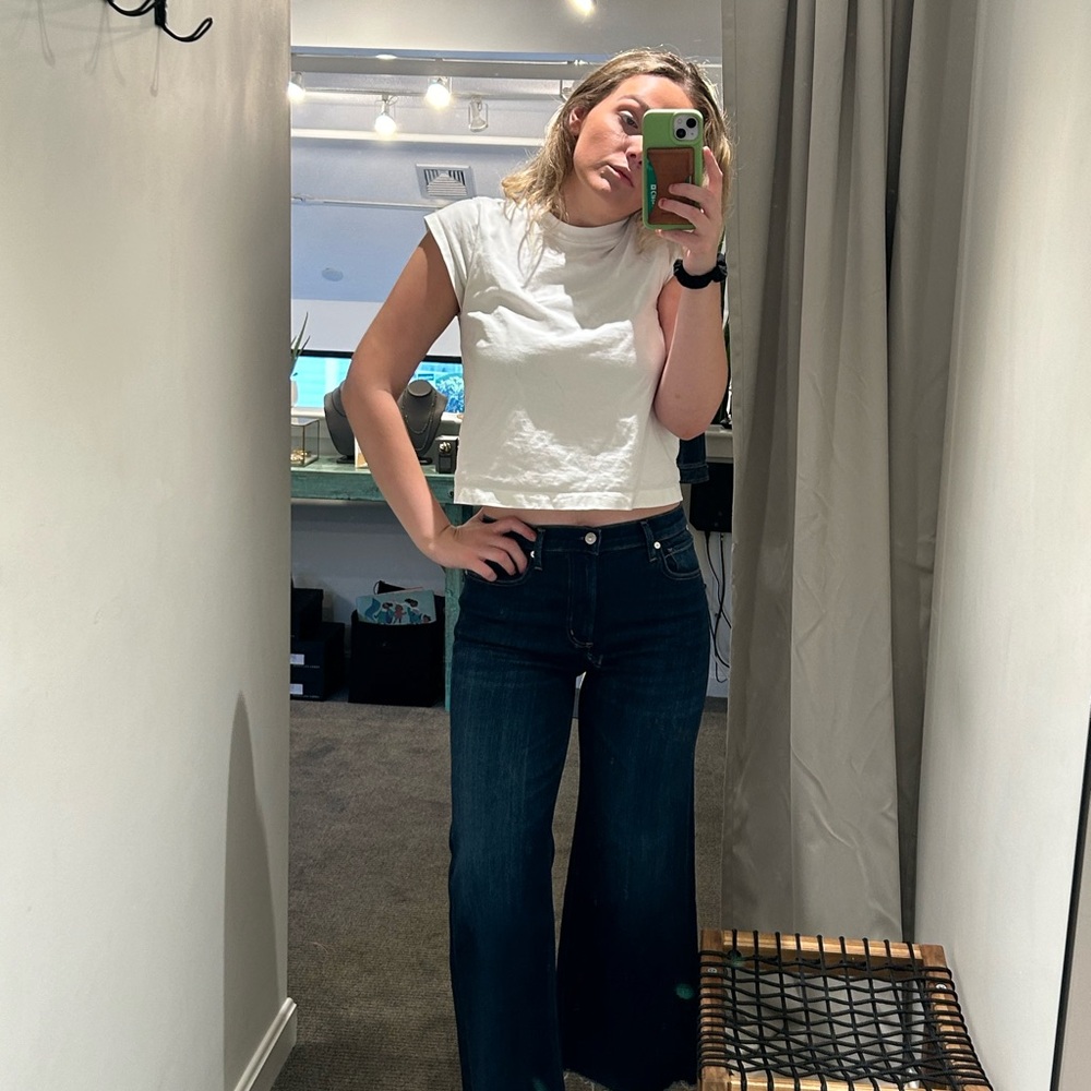 White agolde top size small